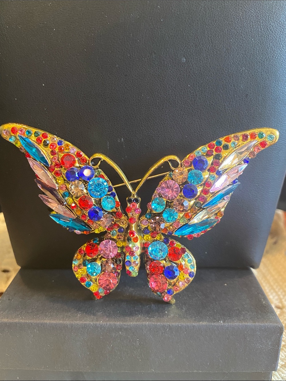 Source Unknown Gold-tone Multicolor Crystal Butterfly Pin